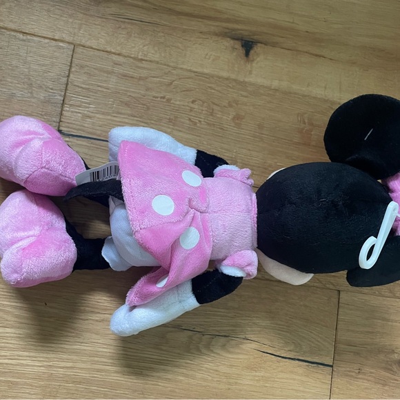 Minnie Mouse plush doll - Picture 2 of 4